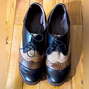 L'ARTISTE BARDOT SHOES. Very good condition.